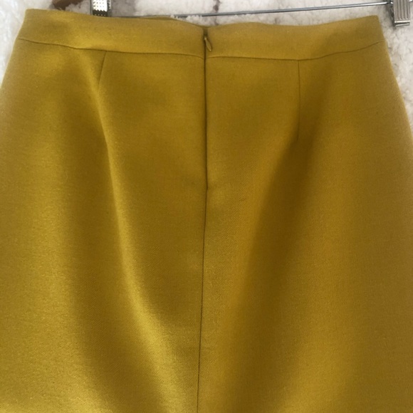 J Crew No 2 wool  pencil skirt. Excellent condition worn twice Wardrobe staple - Picture 7 of 13